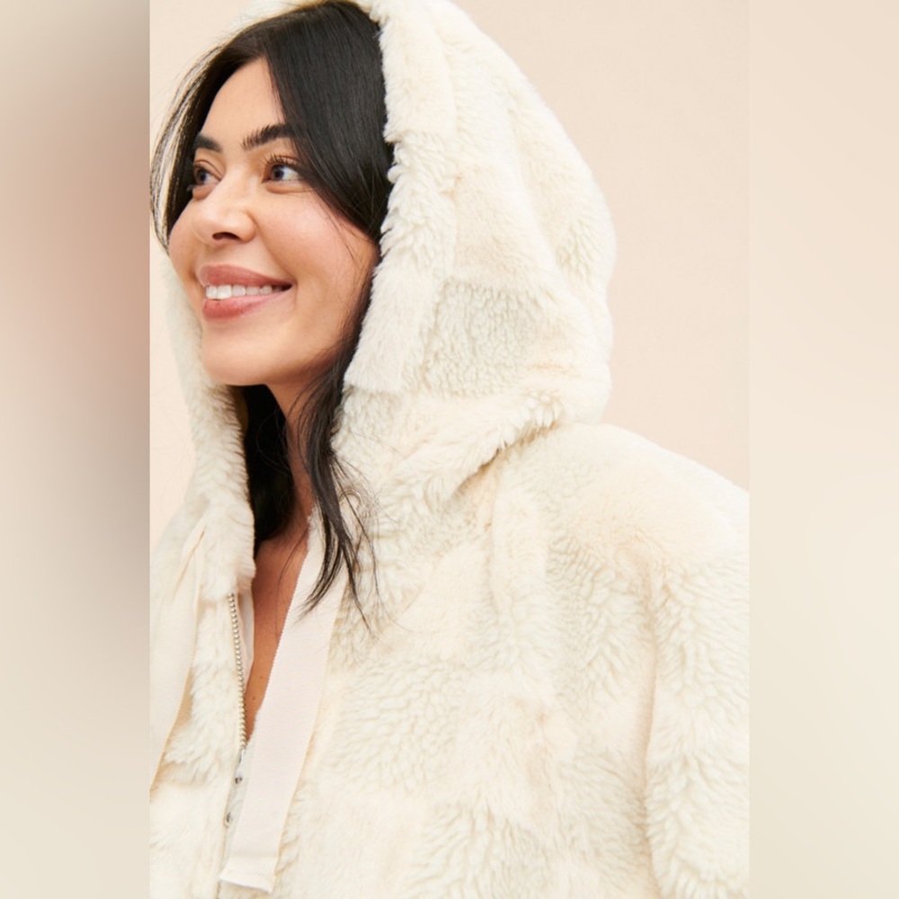 Anthropologie Cropped Faux Fur Hoodie Jacket - Picture 4 of 8